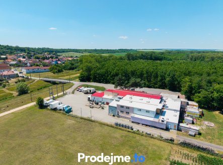 Prodej komerčního objektu, výroba, 1 821 m²