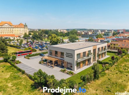 Prodej komerčního objektu, sklad, 3 833 m²