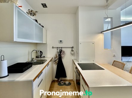 Pronájem bytu, 1+kk, 37 m²