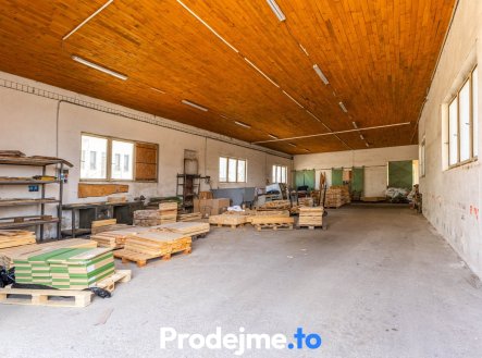 Prodej zemědělského objektu, 32 732 m²