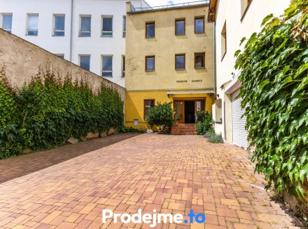 Prodej hotel, 1 593 m²