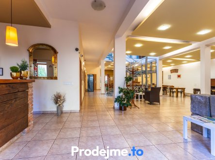 Prodej hotel, 1 593 m²
