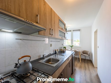 Pronájem bytu, 3+1, 60 m²