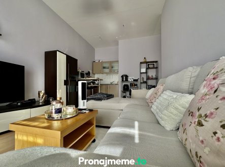 Pronájem bytu, 2+kk, 58 m²