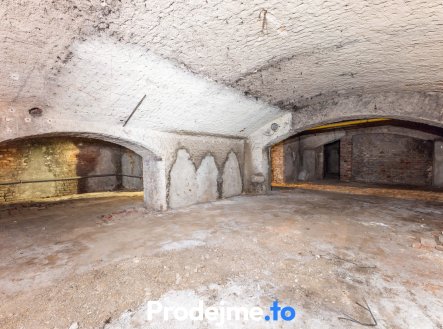 Pronájem komerčního objektu, sklad, 226 m²