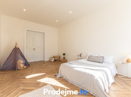 Pronájem bytu, 3+kk, 86 m²