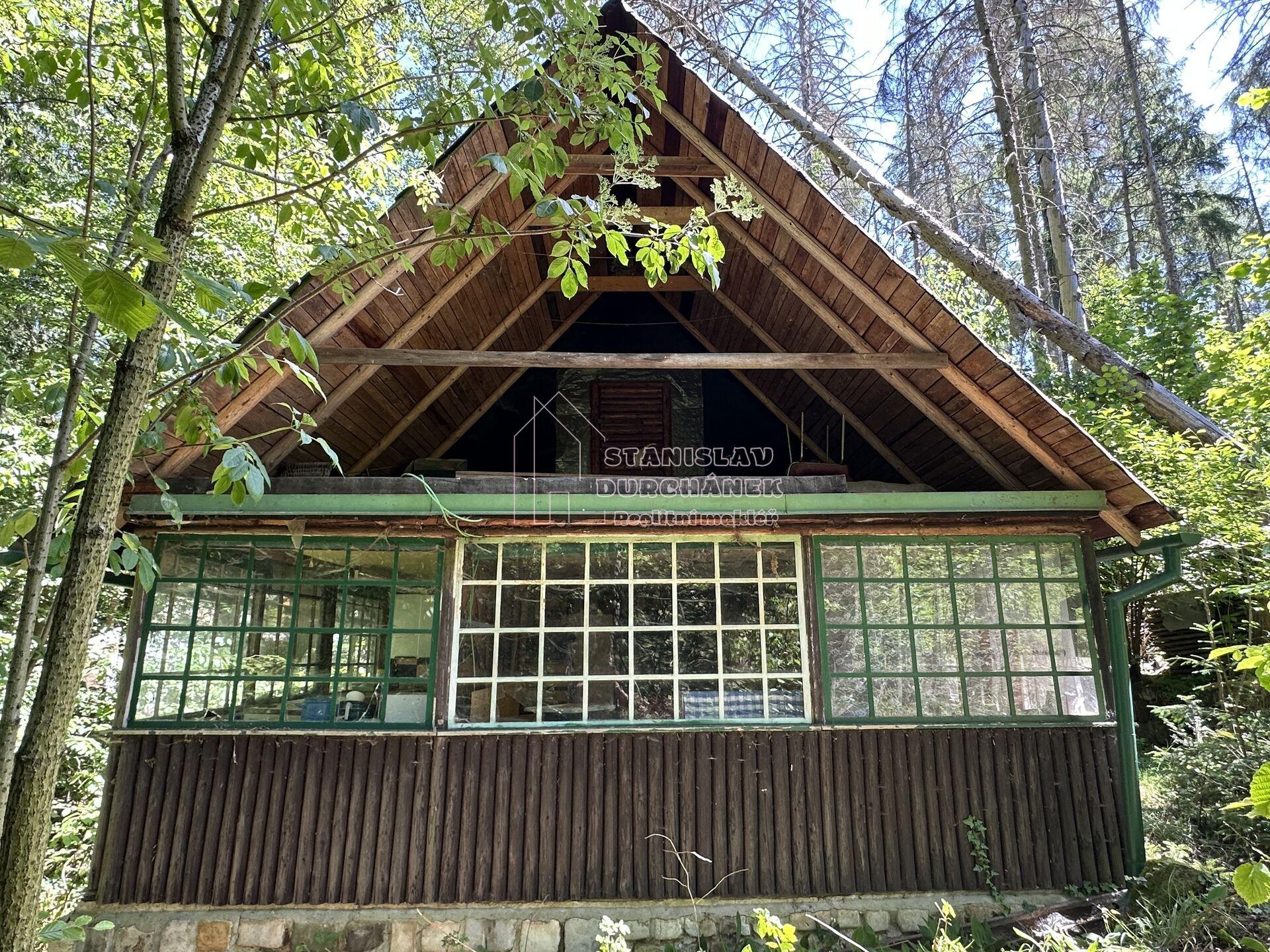 Prodej lesní chaty 39 m², Pohoří (Skalsko), okr. Praha-západ, 12 km od D0 - Pražského okruhu