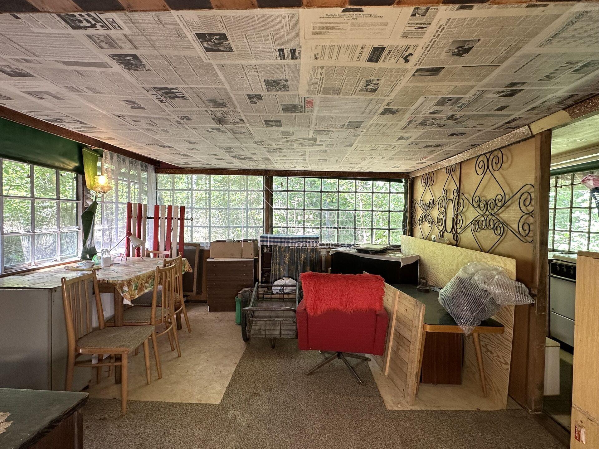 Prodej lesní chaty 39 m², Pohoří (Skalsko), okr. Praha-západ, 12 km od D0 - Pražského okruhu