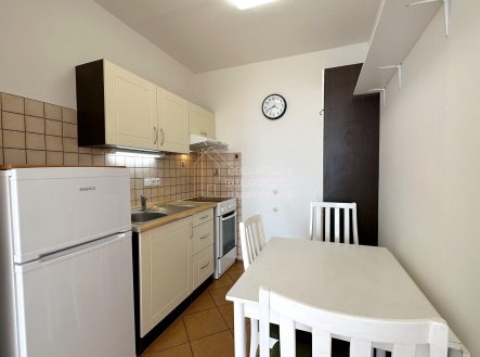 Pronájem bytu, 2+kk, 44 m²