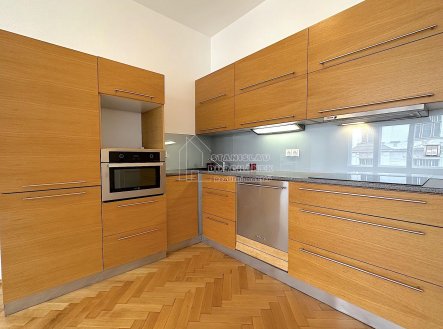 Pronájem bytu, 2+kk, 44 m²