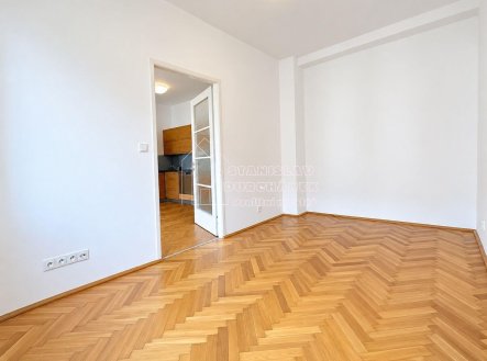 Pronájem bytu, 2+kk, 44 m²
