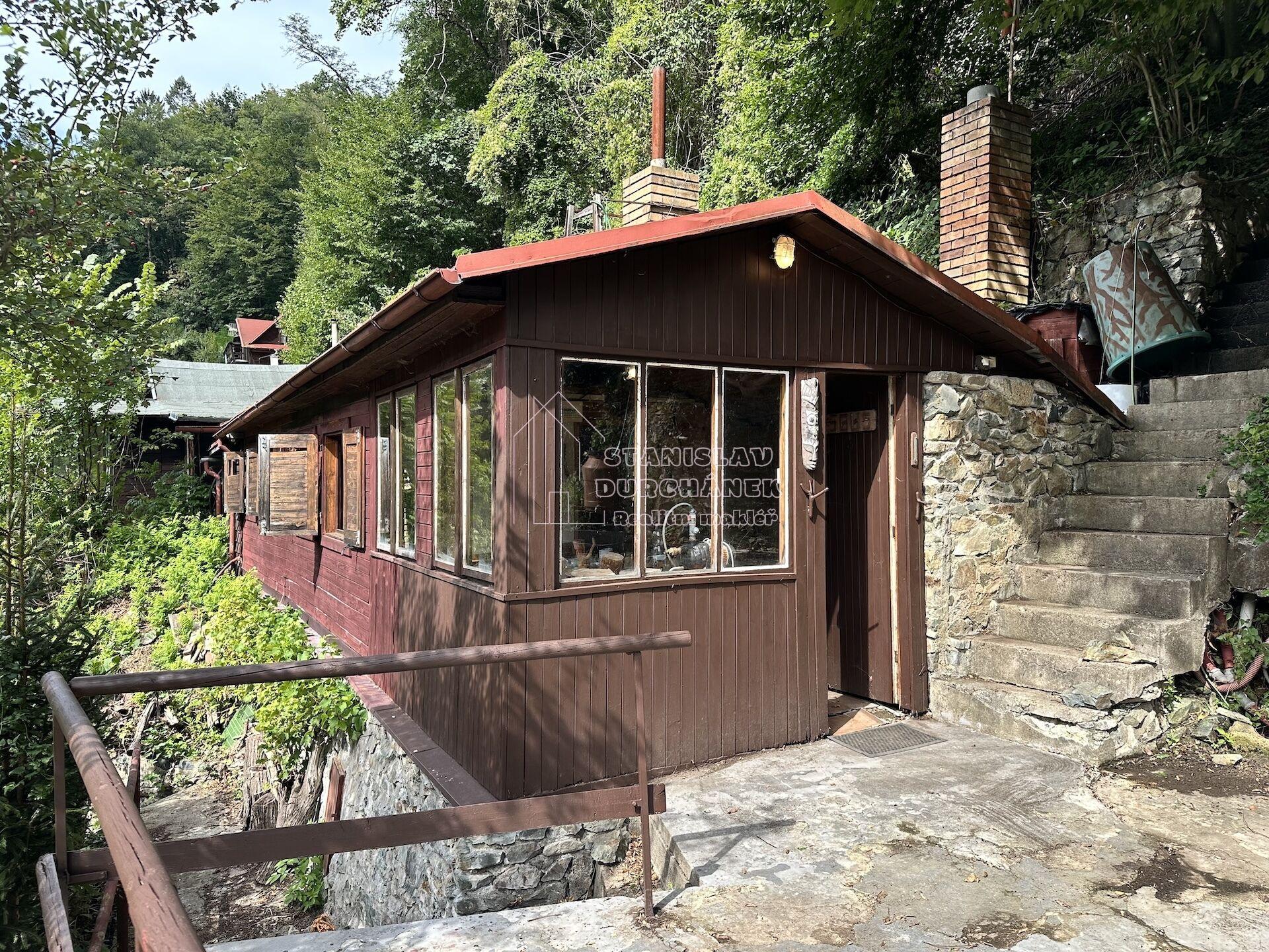 Chata 44 m2 na břehu Sázavy, Luka pod Medníkem, Spojené osady Údolí Slunce