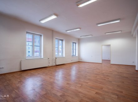 Pronájem kanceláře, 328 m² obrázek