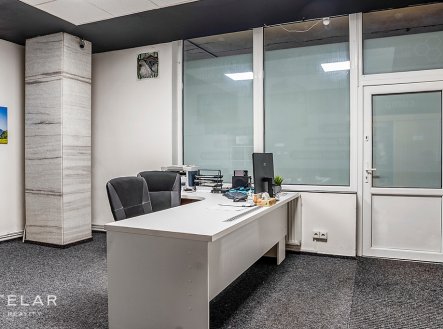 Pronájem obchodní prostory, 70 m²