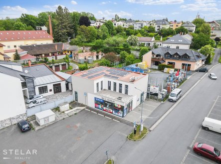 Pronájem obchodní prostory, 300 m²