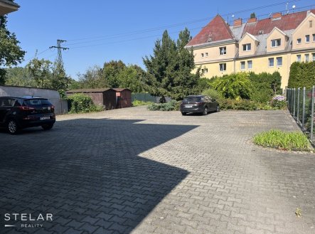 Pronájem kanceláře, 66 m²