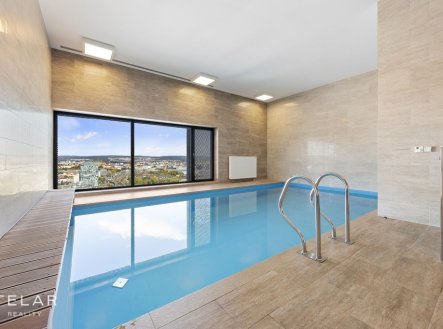 Pronájem bytu, atypický, 332 m²