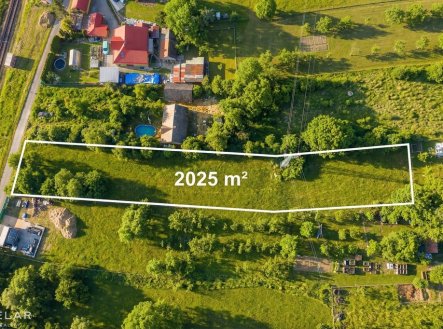 Prodej pozemku pro bydlení, 2 025 m²