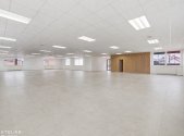 Pronájem - obchodní prostor, 160 m²