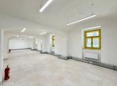 Pronájem obchodní prostory, 137 m²