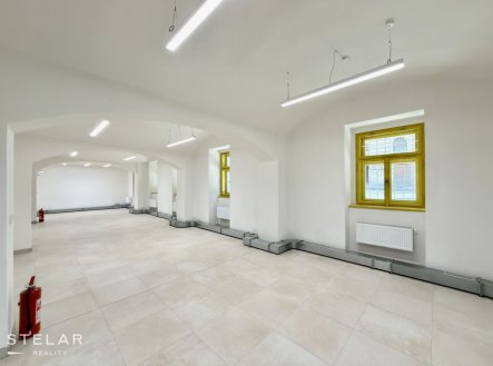 Pronájem obchodní prostory, 137 m²