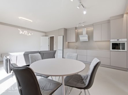 Pronájem bytu, 2+kk, 70 m²
