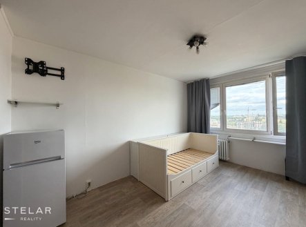 Pronájem bytu, 1+kk, 28 m²