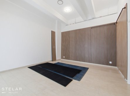 Pronájem kanceláře, 213 m²