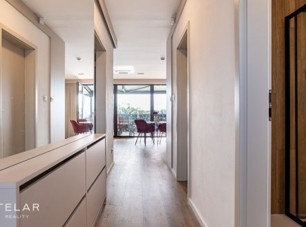 Pronájem bytu, 2+kk, 99 m²