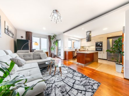 Prodej bytu, 4+kk, 117 m²