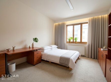 Pronájem kanceláře, 85 m²
