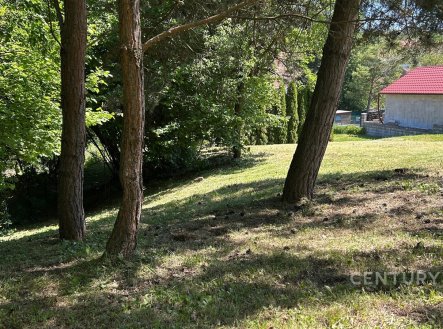 . | Prodej - pozemek pro bydlení, 880 m²