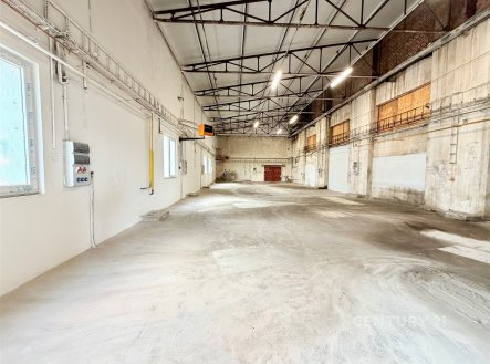 Pronájem výrobní prostory, 330 m²