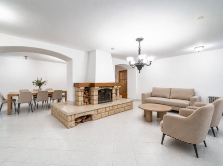 Prodej domu/vily, 923 m²