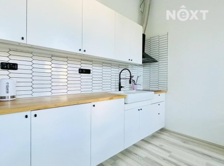 Pronájem bytu, 1+kk, 36 m²