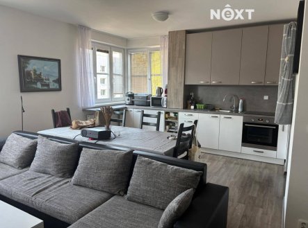 Pronájem bytu, 4+kk, 93 m²