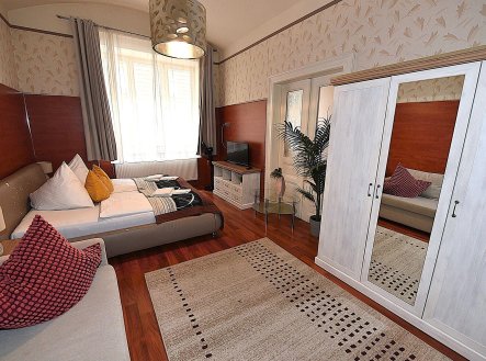 Prodej kanceláře, 72 m²