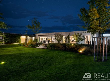 Prodej domu/vily, 407 m²