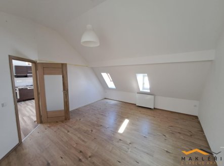 Pronájem bytu, 4+kk, 100 m²