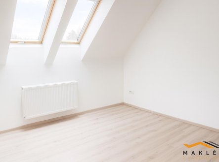 Pronájem bytu, 3+kk, 66 m²