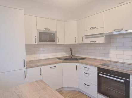 Pronájem bytu, 3+1, 75 m² obrázek