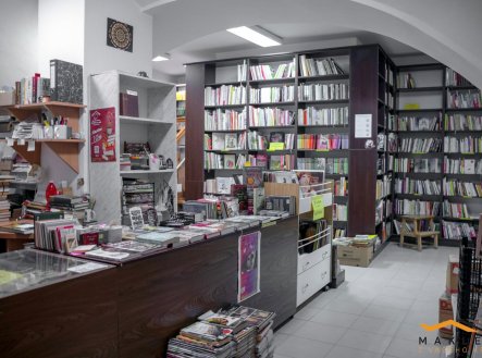 Pronájem obchodní prostory, 90 m²