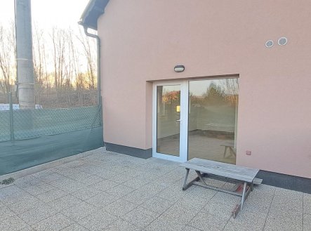 Pronájem bytu, 2+kk, 56 m²