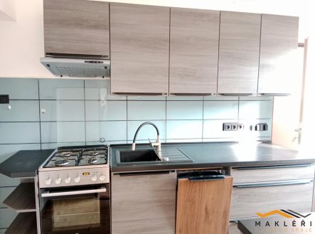 Pronájem bytu, 3+1, 82 m²