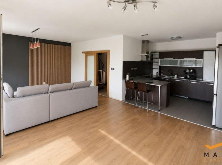 Pronájem bytu, 3+kk, 120 m²