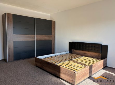 Pronájem bytu, 3+kk, 120 m²