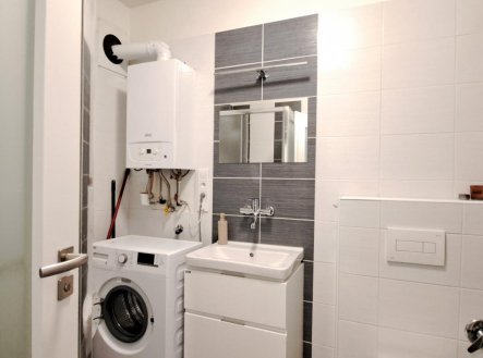 Pronájem bytu, 2+kk, 56 m²