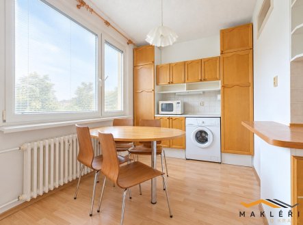 Pronájem bytu, 3+1, 75 m²