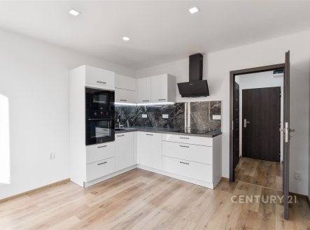 Pronájem bytu, 1+1, 35 m²