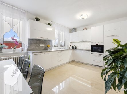Prodej domu/vily, 289 m²